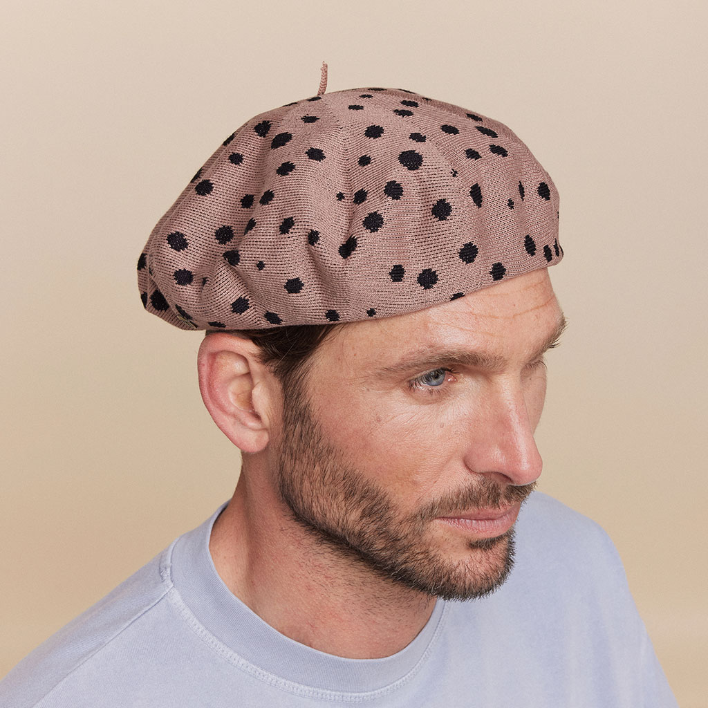 Pes Beret