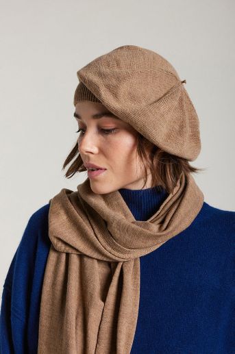 Urbasa Merino Wool Beret Beanie on Sale | Laulhère display picture 1