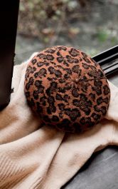 Animal Print Merino Wool Beret – Unisex French Style | Laulhère display picture 1