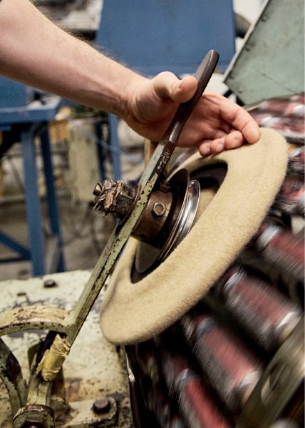 Manufacturing a beret